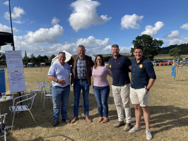 Boughrood show